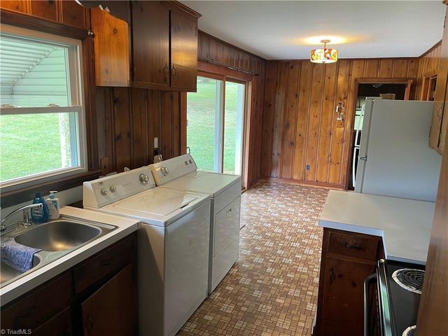 2155 Margaret Drive, Mount Airy, NC 27030