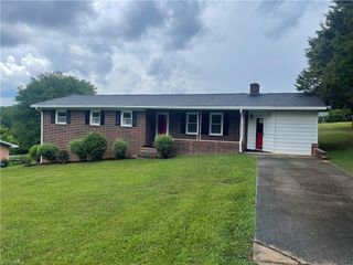 2155 Margaret Drive, Mount Airy, NC 27030