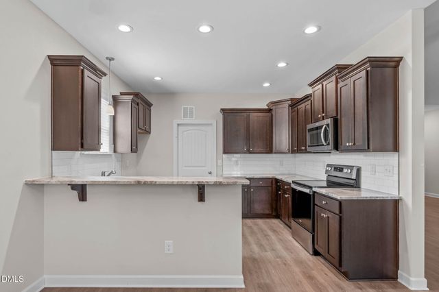 324 Lasswade Court, Zebulon, NC 27597