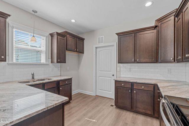 324 Lasswade Court, Zebulon, NC 27597