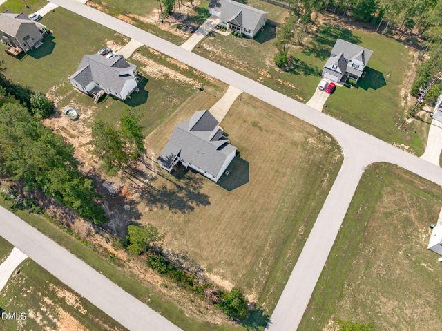 324 Lasswade Court, Zebulon, NC 27597