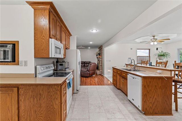 10451 Miners Trail Road, Higginsville, MO 64037