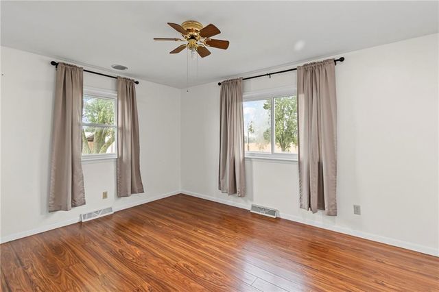 10451 Miners Trail Road, Higginsville, MO 64037