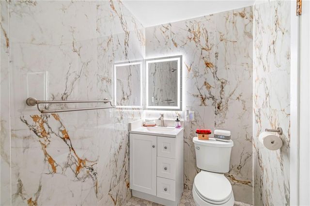 10451 Miners Trail Road, Higginsville, MO 64037