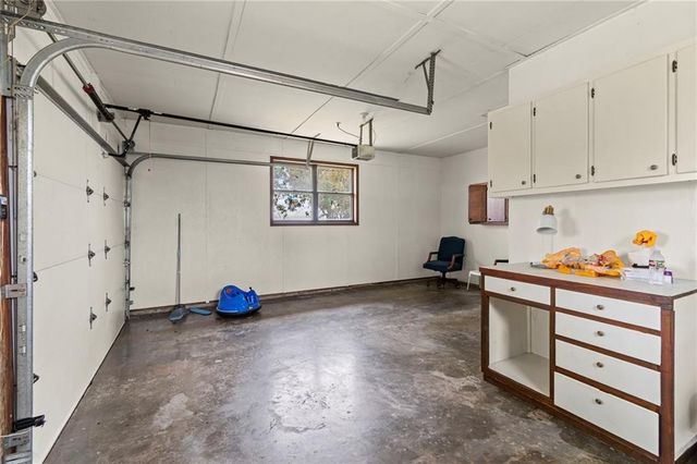 10451 Miners Trail Road, Higginsville, MO 64037