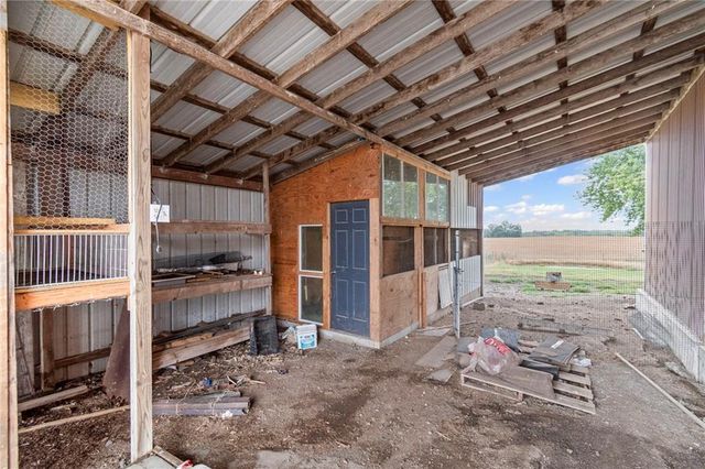 10451 Miners Trail Road, Higginsville, MO 64037