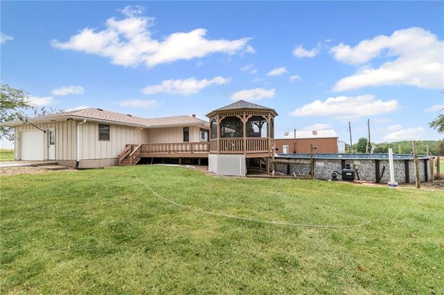 10451 Miners Trail Road, Higginsville, MO 64037