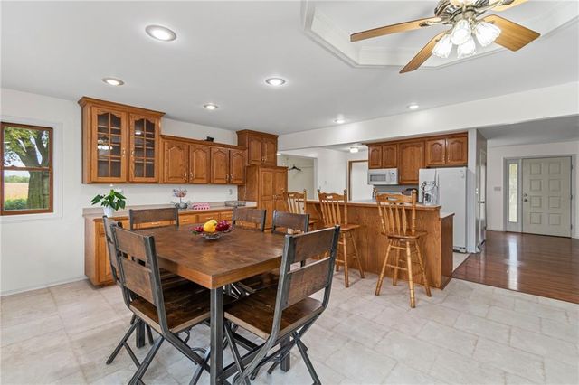 10451 Miners Trail Road, Higginsville, MO 64037