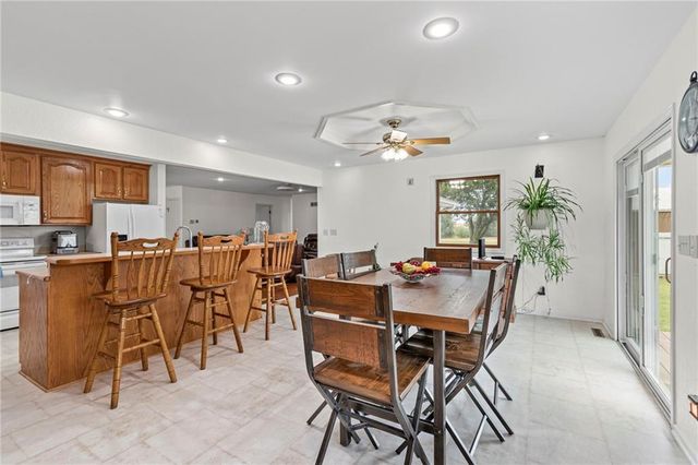 10451 Miners Trail Road, Higginsville, MO 64037