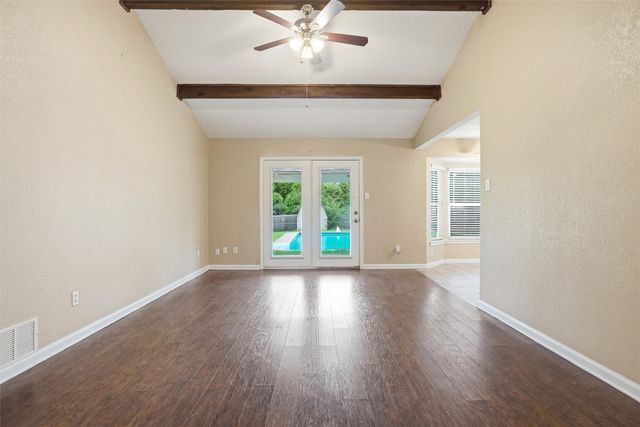 148 Lilac Lane, Azle, TX 76020