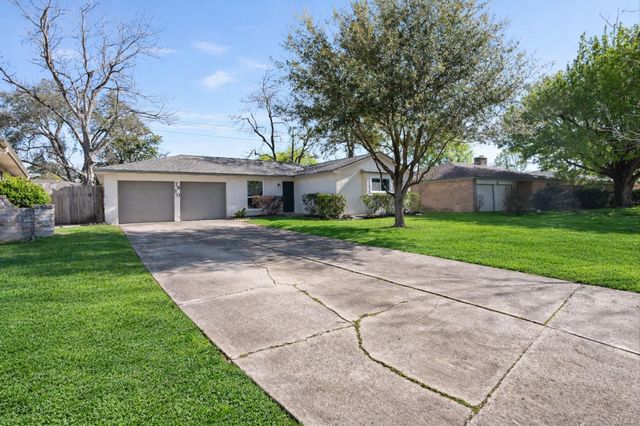 7810 Willow Mint Lane, Houston, TX 77086