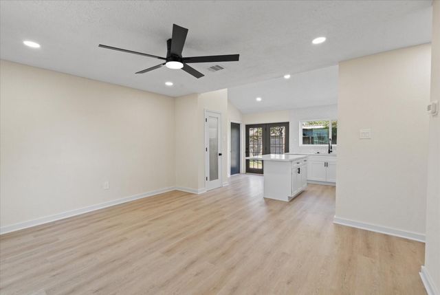 7810 Willow Mint Lane, Houston, TX 77086