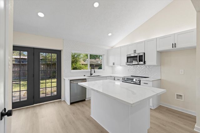 7810 Willow Mint Lane, Houston, TX 77086