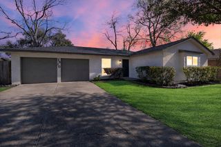 7810 Willow Mint Lane, Houston, TX 77086