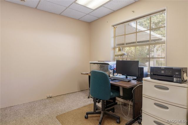 8372 E Lake Bradley Road, Floral City, FL 34436