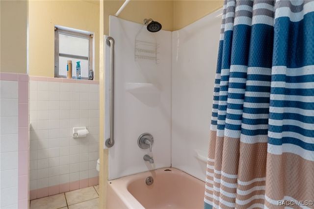 8372 E Lake Bradley Road, Floral City, FL 34436