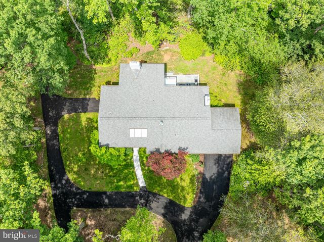 10611 ALLENWOOD LN, Great Falls, VA 22066