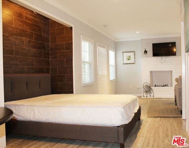 900 N Gardner Street 7463, West Hollywood, CA 90046