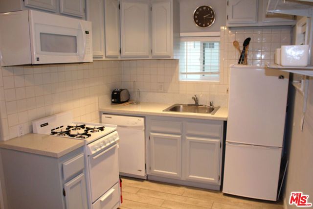 900 N Gardner Street 7463, West Hollywood, CA 90046