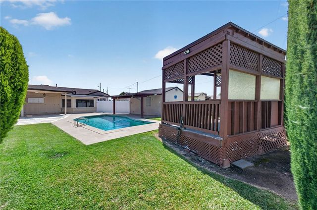 1245 E Mobeck, West Covina, CA 91790