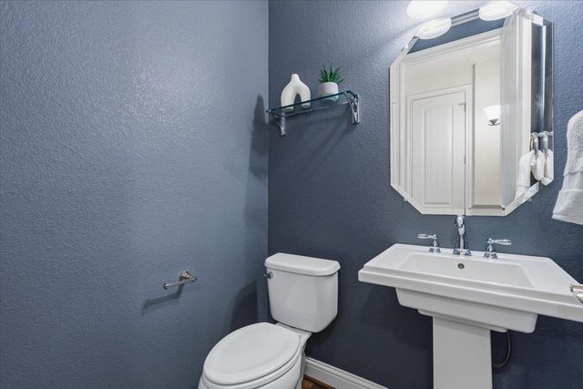 531 Whispering Wind WAY, Austin, TX 78737