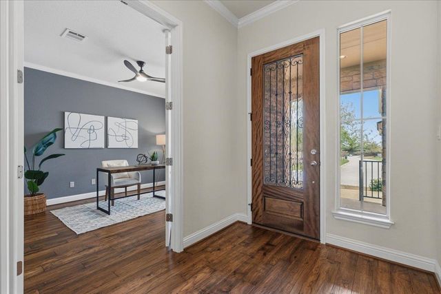 531 Whispering Wind WAY, Austin, TX 78737