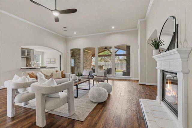 531 Whispering Wind WAY, Austin, TX 78737