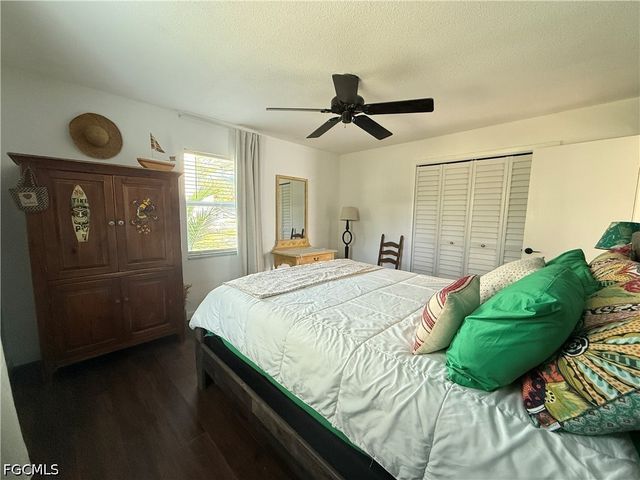 10899 Russell RD, Bokeelia, FL 33922