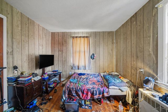 123 S Cayuga Street, Buchanan, MI 49107