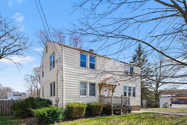 123 S Cayuga Street, Buchanan, MI 49107