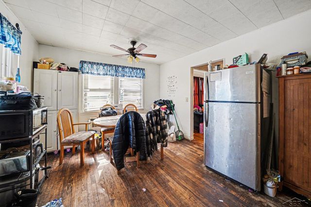 123 S Cayuga Street, Buchanan, MI 49107