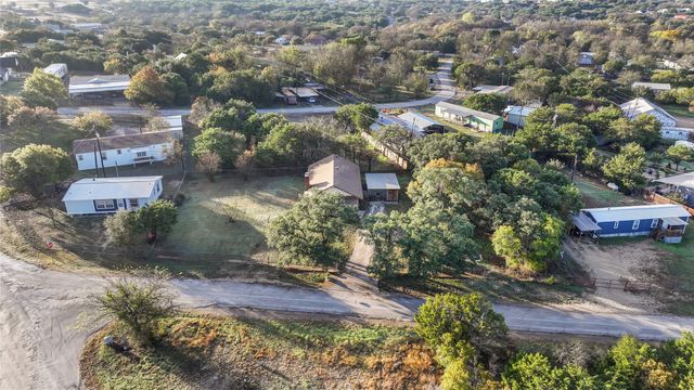 209 Lakeview Trail, Weatherford, TX 76087