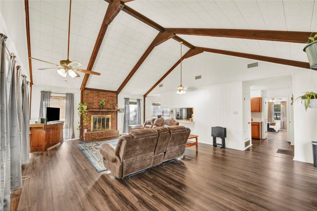 209 Lakeview Trail, Weatherford, TX 76087