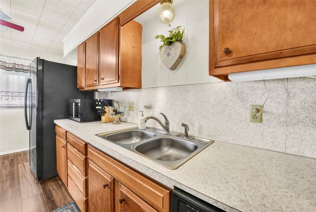 209 Lakeview Trail, Weatherford, TX 76087