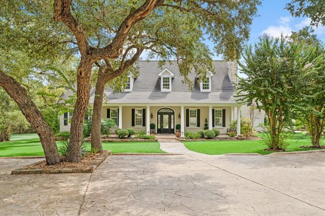 1016 High Hill Creek RD, La Grange, TX 78945