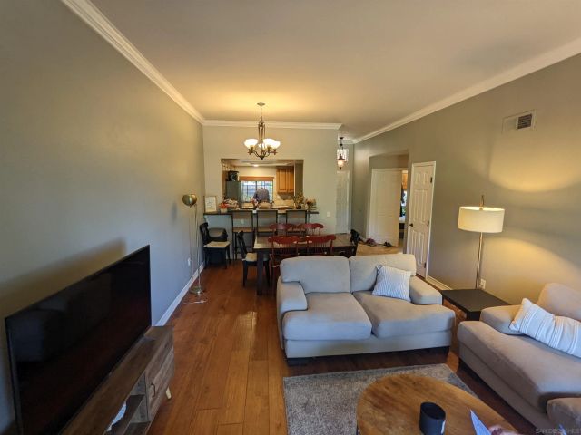 2804 Winthrop Ave., Carlsbad, CA 92010