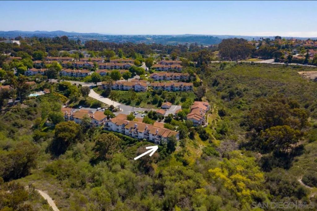 2804 Winthrop Ave., Carlsbad, CA 92010