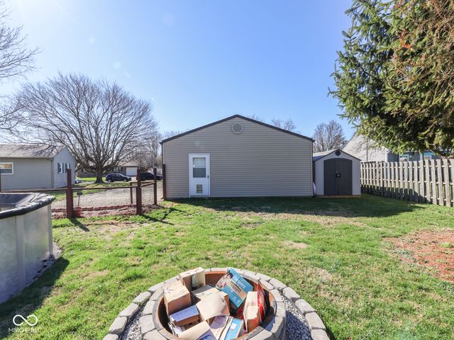 712 E Greenview Drive, Greensburg, IN 47240