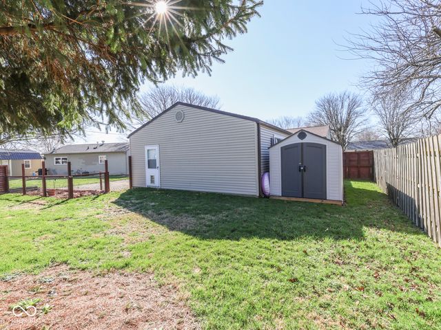 712 E Greenview Drive, Greensburg, IN 47240