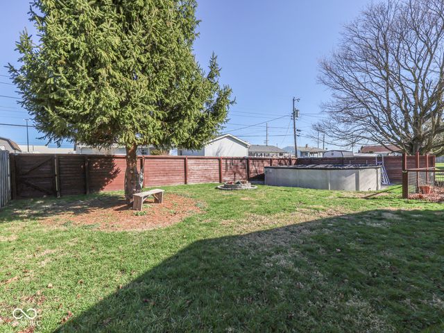 712 E Greenview Drive, Greensburg, IN 47240