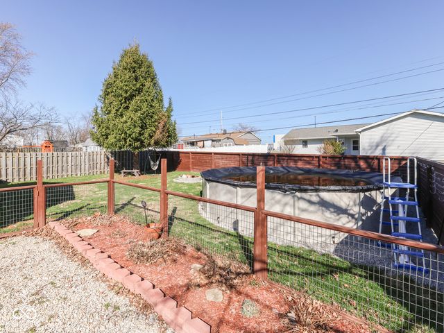 712 E Greenview Drive, Greensburg, IN 47240