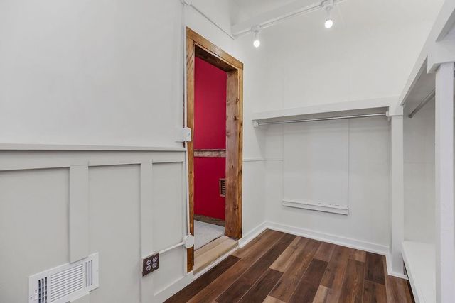 724 Elmwood Street, Excelsior Springs, MO 64024