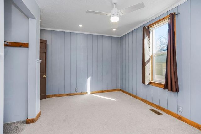 724 Elmwood Street, Excelsior Springs, MO 64024