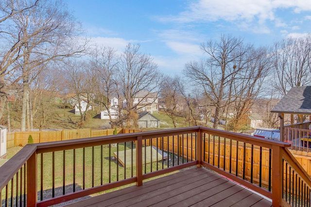 724 Elmwood Street, Excelsior Springs, MO 64024