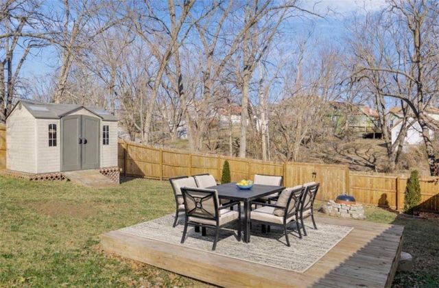 724 Elmwood Street, Excelsior Springs, MO 64024