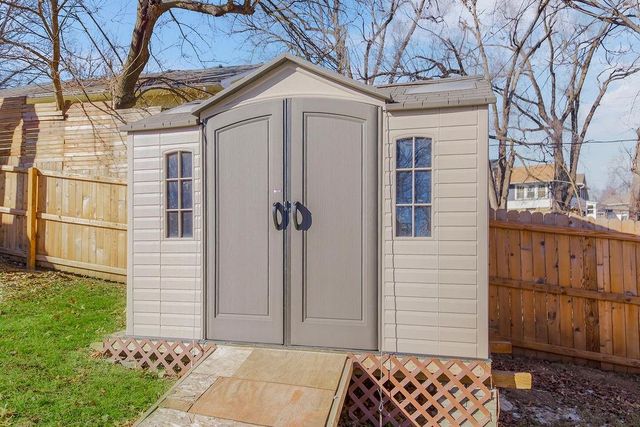 724 Elmwood Street, Excelsior Springs, MO 64024