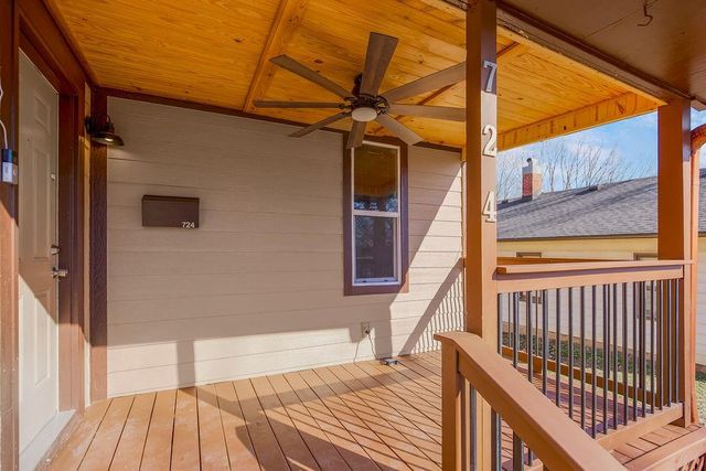 724 Elmwood Street, Excelsior Springs, MO 64024