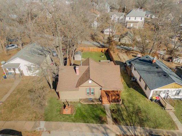 724 Elmwood Street, Excelsior Springs, MO 64024