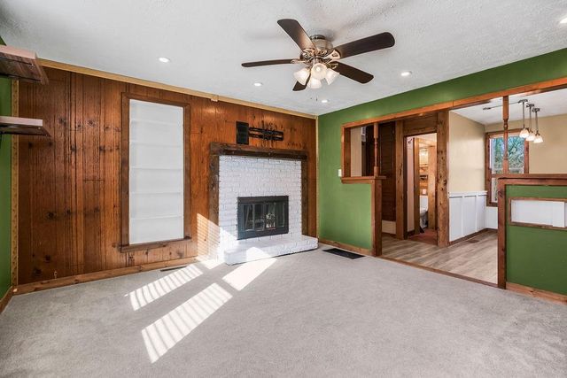 724 Elmwood Street, Excelsior Springs, MO 64024