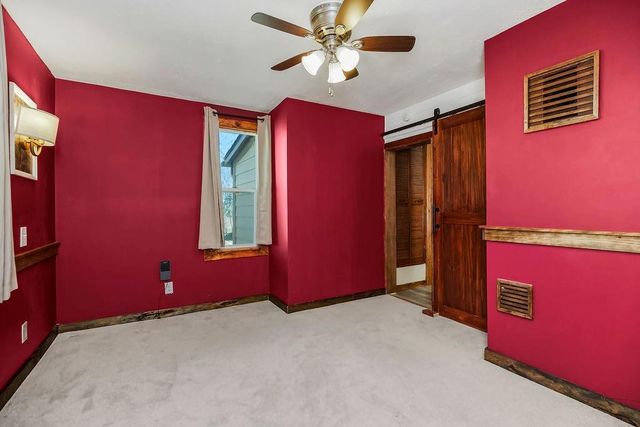 724 Elmwood Street, Excelsior Springs, MO 64024